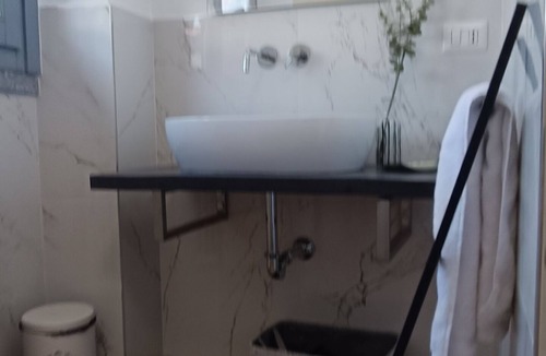 Seregno Apartment | Camelia House - apartment in the center of Seregno