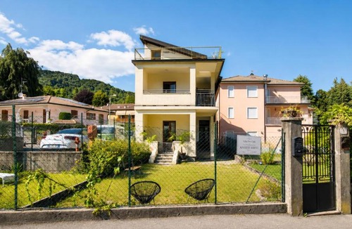Lanzo d'Intelvi House | Camelia - Quiet Family Stay for 5 with Garden