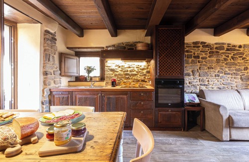 Ortignano Raggiolo Cottage | Canto del fiume, Raggiolo, Tuscany, surrounded by nature