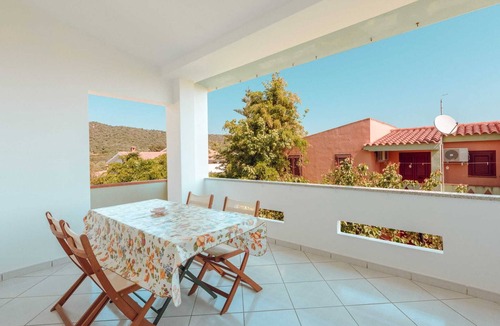 Porto Ottiolu House | Casa Antonia: BBQ & Parking | Welcomely