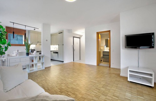 Viganello Apartment | Casa Collina with Terrace & View, Lugano, Switzerland
