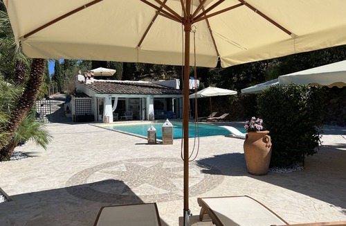 Morlupo House | Casa del Glicine, private saltwater pool