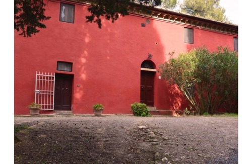 Lorenzana Bed & Breakfast | Casa Divina B&B- Pisa - TUSCANY - YOGA NATURE Plant based - PEACE ROOM