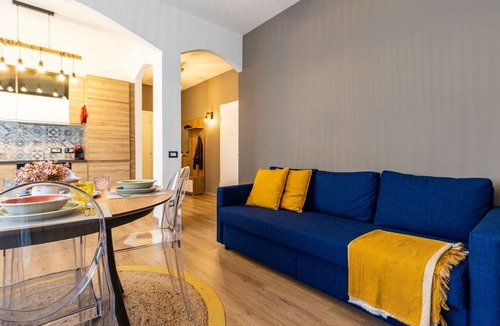 Arona Apartment | Casa Giada - Downtown Arona - 500 m from the lake - WiFi - By Guestaly