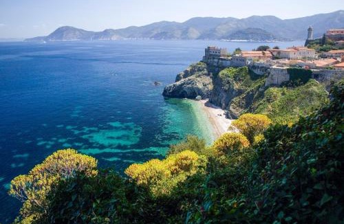 Portoferraio Old Town Apartment | Casa Linda - HelloElba
