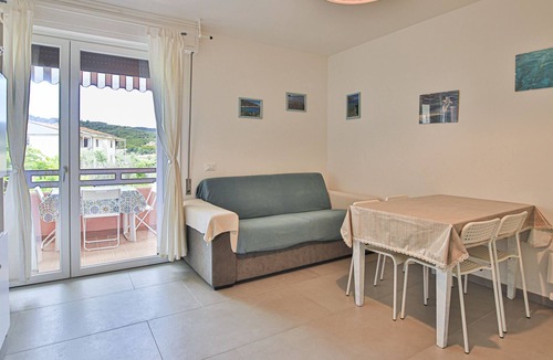 Marina di Campo Apartment | Casa Mati apartment with air conditioning near the center of Marina di Campo