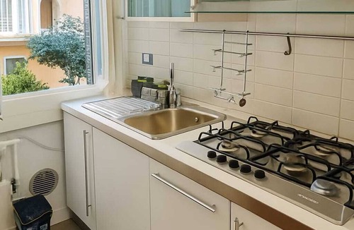 Central Station Apartment | Casa Ozanam, quiet apartment in central and served area. 100 mt MM Lima