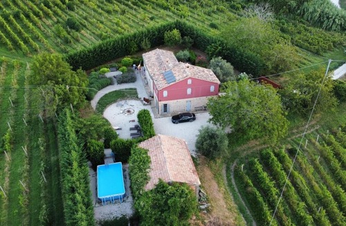 Cupramontana Apartment | Casa Pietrone apartment in the vineyards, Casa Pietrone