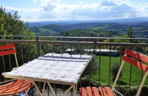 Cicignano Apartment | Casa Romantica in un Borgo Antico in Sabina