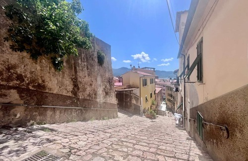 Portoferraio Old Town Apartment | Casa Vega charm and history in Portoferraio