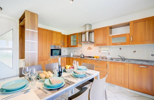 Caviano Villa | Casa Zaira 1 2BR in Caviano Gambarogno, Caviano, Switzerland