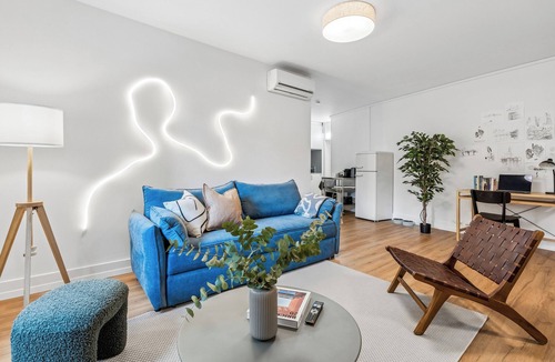 Rapperswil Apartment | Central city apartment in Rapperswil | Castle