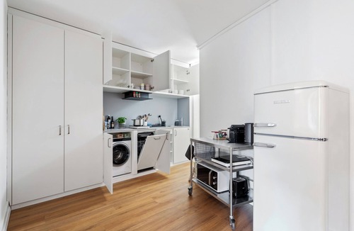 Rapperswil Apartment | Central city apartment in Rapperswil | Castle