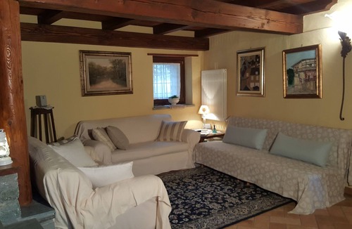 Antey-Saint-Andre Ski Chalet | CHALET ANTICO