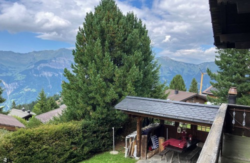 Giessbach Ski Chalet | Chalet in the mountains/Hiking & relaxing in summer/Directly on the ski slope in winter