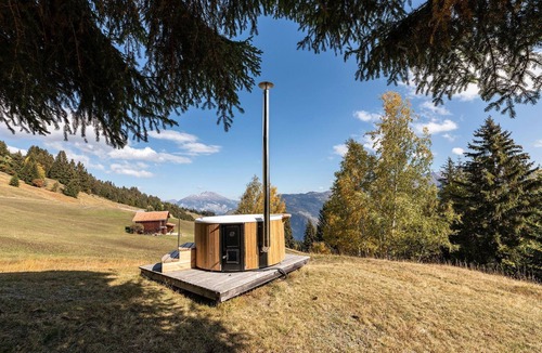 Sarn House | Chalet "Paradiesli" by Interhome