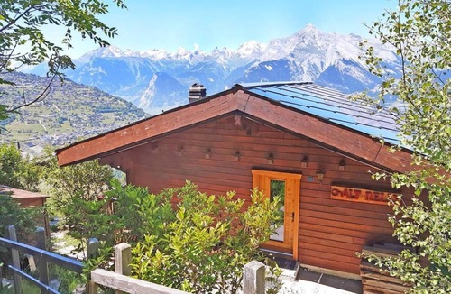 Veysonnaz Ski Chalet | Chalet, wifi, terrace, balcony, fireplace or stove, parking, tv, 90m², Veysonnaz