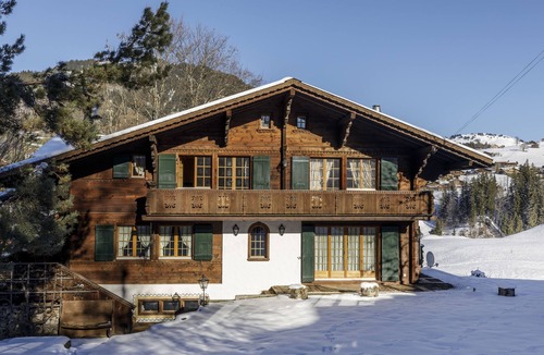 Gstaad Ski Chalet | Charming Chalet Gstaad
