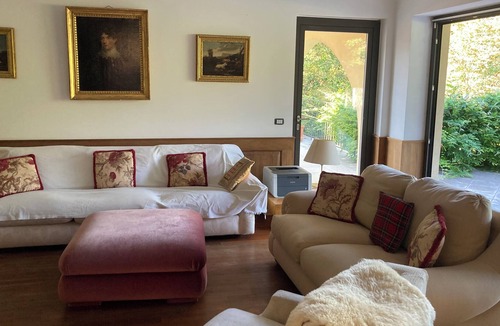 Zona LI La Storta House | Charming Villa in beautiful garden 20 km from Rome on the Olgiata Golf Course