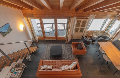 Maloja Apartment | Chesa Mira Margna – Bright Attic Apartment with a View of Piz Margna