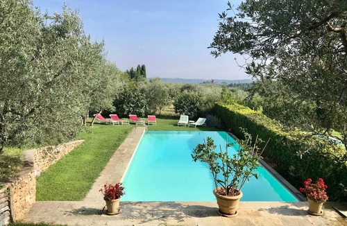 Il Serraglio Villa | Chianti family villa, 5 bedrooms, infinity pool, A/C, BBQ, 360° view