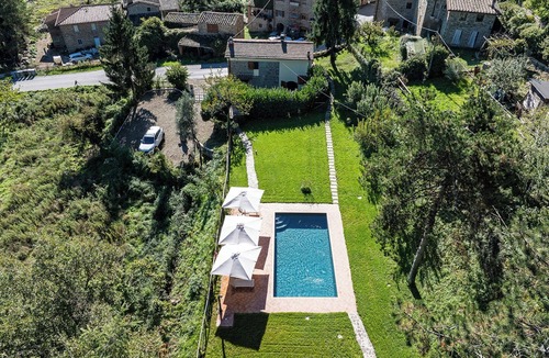 Lucolena Villa | Chianti Villa Chicco, private swimming pool with large garden, bbq, car parking