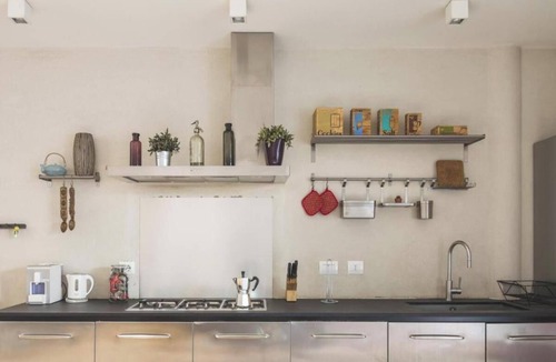 Loreto Apartment | Chic & Cozy Milan Loft – Perfect for Groups & Families