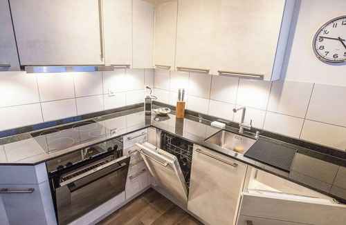 Flumserberg Tannenheim Apartment | Club Siesta Ferienwohnung/Studio, (Flumserberg Tannenheim), by Interhome