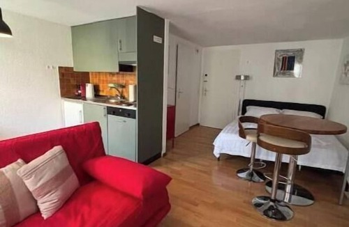 Fribourg Apartment | Cool apartment by the cathedral