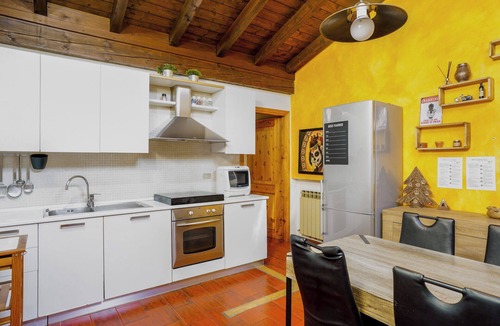 Cassina Valsassina Apartment | Corte Antica - Gerla attic appartment P3