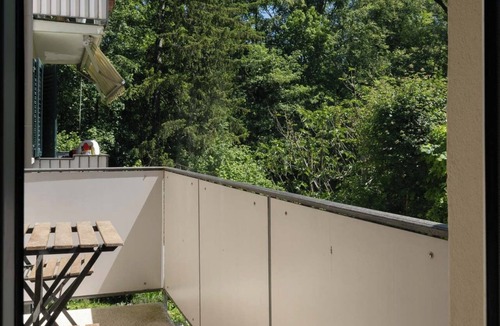 Hirslanden Apartment | Cosy 2-room apartment in Zurich Kreis 8 for short or longer stays
