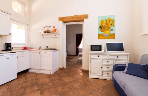 Strassoldo Apartment | Cosy apartment for 5 people with WIFI, A/C, TV, terrace and pets allowed
