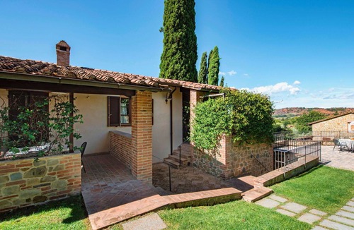 Po' Bandino Villa | Cosy apartment in villa for 4 guests with WIFI, pool, A/C, TV and patio