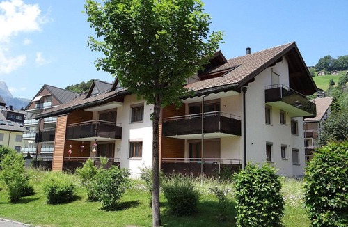 Engelberg Apartment | Cosy apartment for 2 people with WIFI, TV, balcony and pets allowed