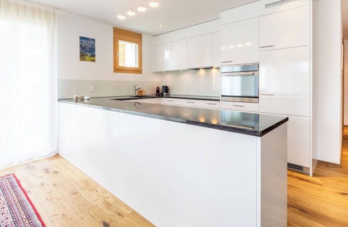Laax Apartment | Cosy apartment for 4 guests with WIFI, TV, balcony and panoramic view