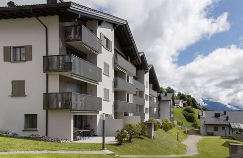 Falera Apartment | Cosy apartment for 4 guests with pool, WIFI, TV, balcony and panoramic view