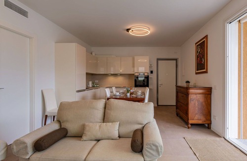 Consiglio di Rumo Apartment | Cosy apartment for 4 guests with WIFI, pool, A/C, TV and balcony