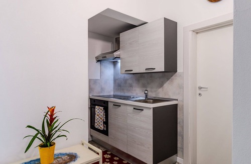 Cima Apartment | Cosy apartment for 4 guests with TV, patio and pets allowed