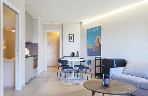 Bigogno Apartment | Cosy apartment for 6 guests with WIFI, pool, TV, balcony and panoramic view