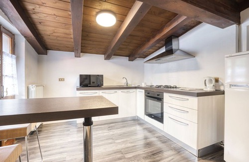 Macugnaga Apartment | Cosy apartment for 6 people with WIFI, TV, balcony, pets allowed and panoramic view
