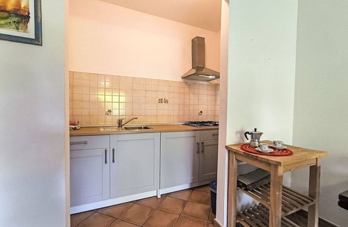 Montorsaio Apartment | Cosy apartment for 2 guests with pool, WIFI, TV, patio and panoramic view
