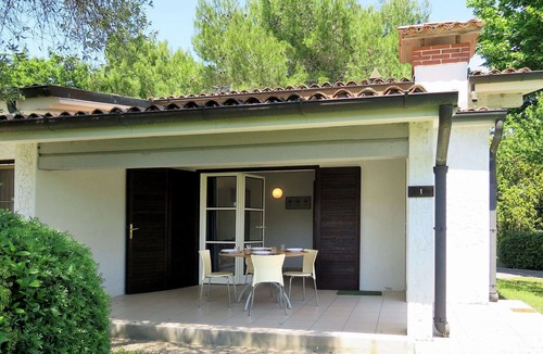 Grado House | Cosy apartment in villa for 7 guests with A/C, WIFI, pool and terrace