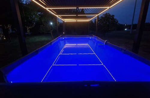 Caiazzo Apartment | Country Chic Antico Casale - piscina idromassaggio lettini, solarium, cinema experience, wifi, parcheggio
