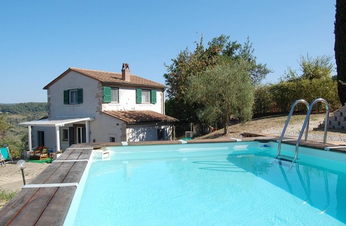 Penna in Teverina House | country house with swimming pool a few minutes from the medieval village