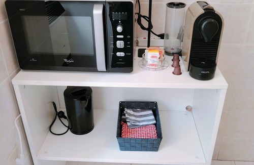 Barriera Vecchia-San Giacomo Apartment | Cozy apartment in Trieste for families and couples with kitchen and Wi-Fi