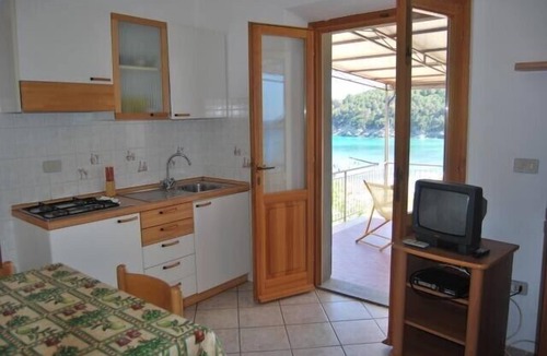 Campo nell'Elba Apartment | Directly next to the beach - Apartment Fetovaia Elicriso