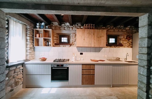 Campo nell'Elba Cottage | Directly on the shore independent stone house