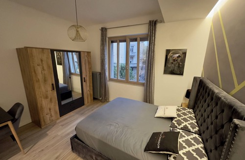 Barriera Vecchia-San Giacomo House | DORIAN GRAY LUXURY SUITE