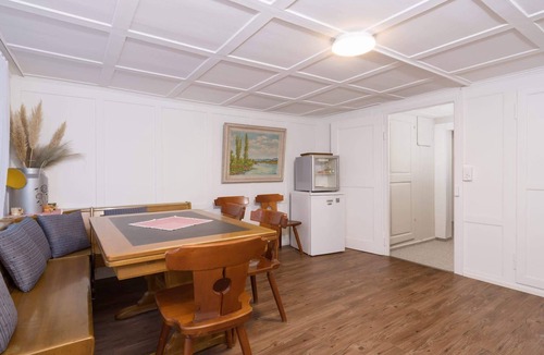 Naefels House | Double Room near Glarus, 10min from Walensee