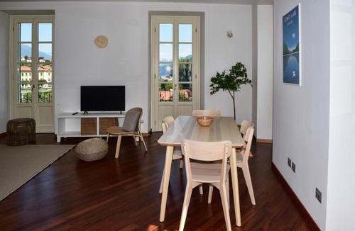 Regatola Apartment | Easy Welcome Green Rose